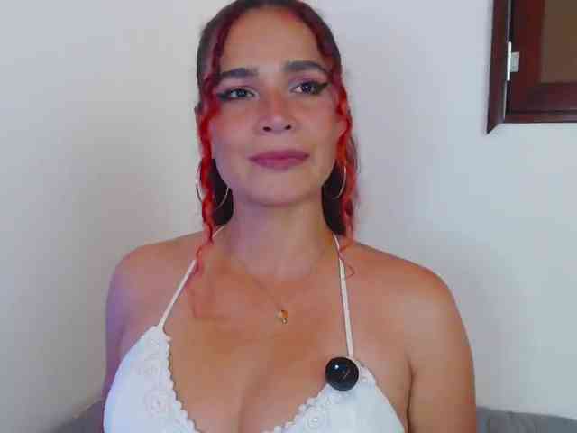 Bikergiirl webcam