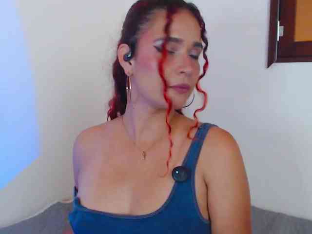 Bikergiirl webcam