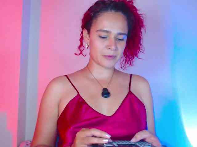 Bikergiirl webcam