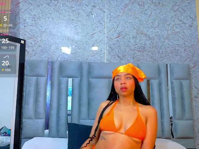 skinnyslutgirl live cam on BongaCams