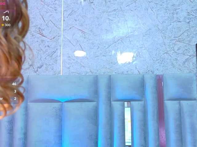 skinnyslutgirl live cam on BongaCams