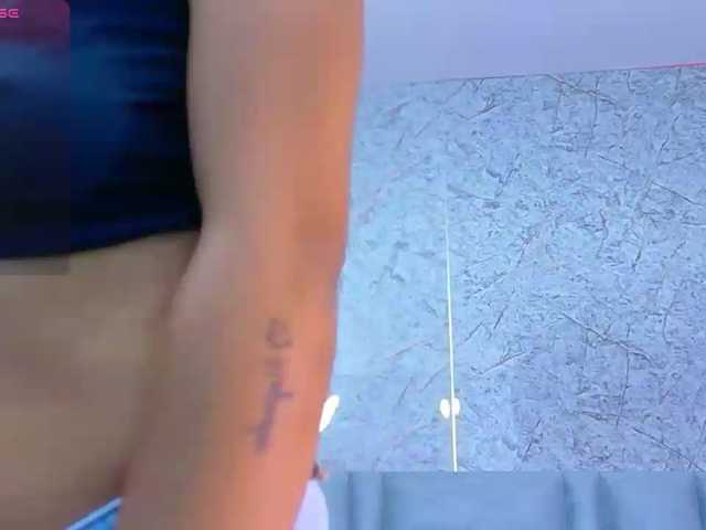 skinnyslutgirl