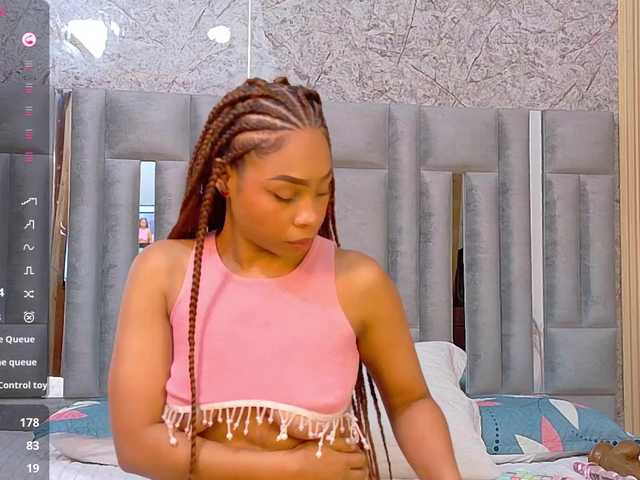skinnyslutgirl live cam on BongaCams