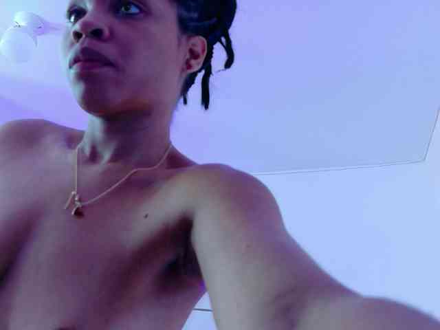 skinnyslutgirl