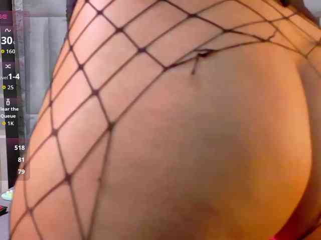 skinnyslutgirl webcam