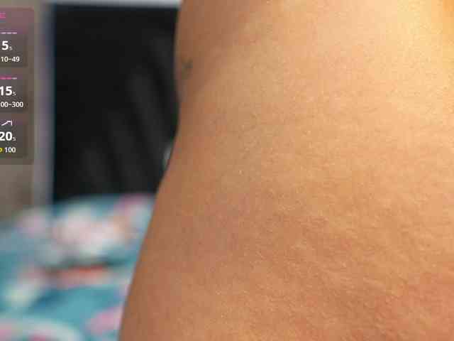skinnyslutgirl webcam