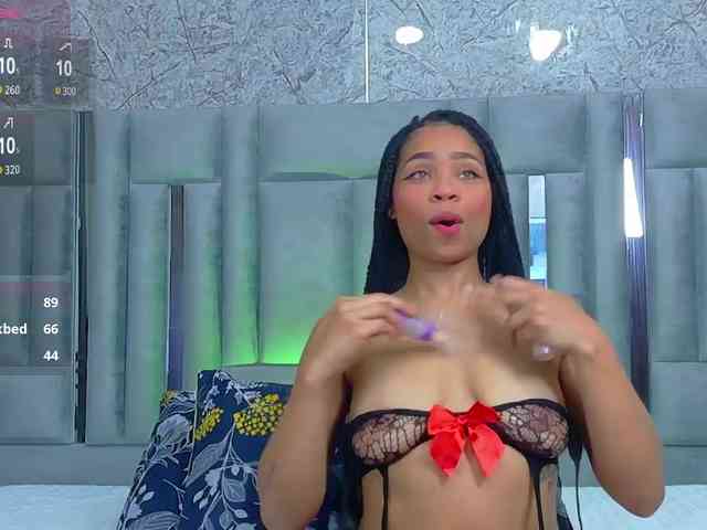 skinnyslutgirl webcam