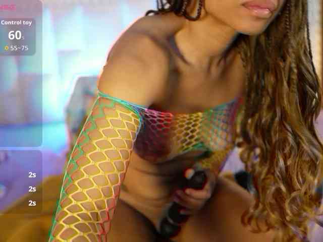 skinnyslutgirl webcam