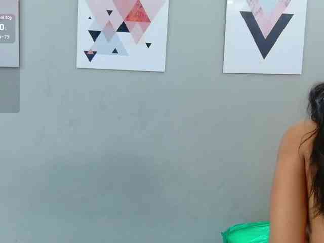 skinnyslutgirl Live Webcam on BongaCams