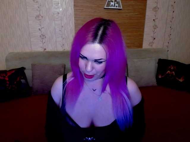 AnnessixReign live cam on BongaCams