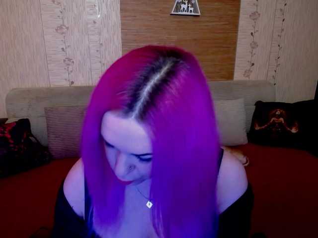AnnessixReign live cam on BongaCams