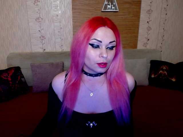 AnnessixReign live cam on BongaCams