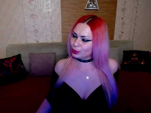 AnnessixReign live cam on BongaCams