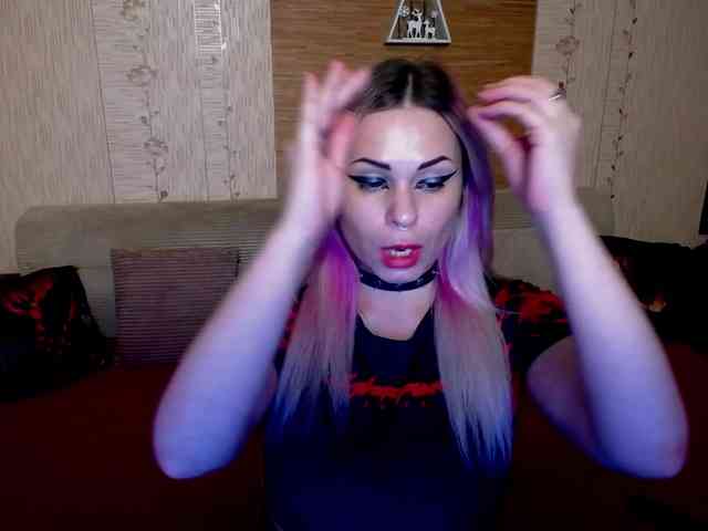 AnnessixReign webcam