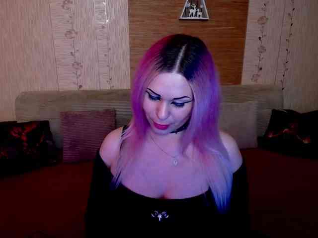 AnnessixReign webcam