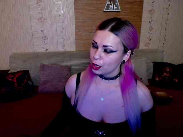 AnnessixReign webcam