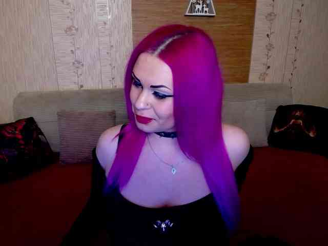 AnnessixReign webcam