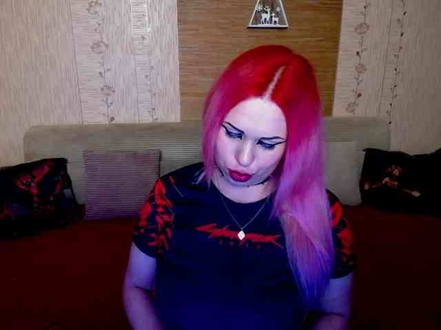 AnnessixReign AnnessixReign