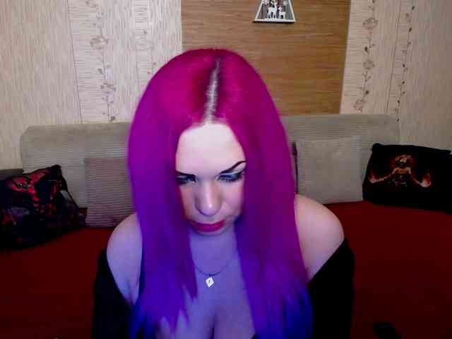AnnessixReign webcam