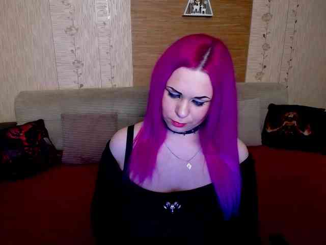 AnnessixReign webcam