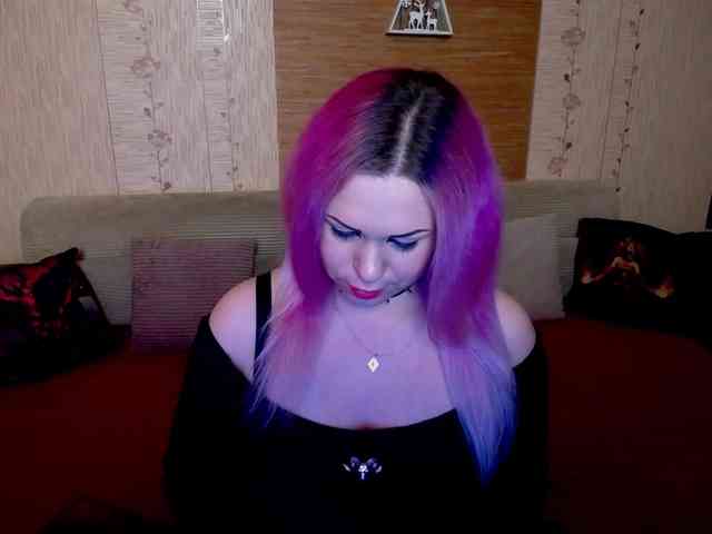 Model: AnnessixReign