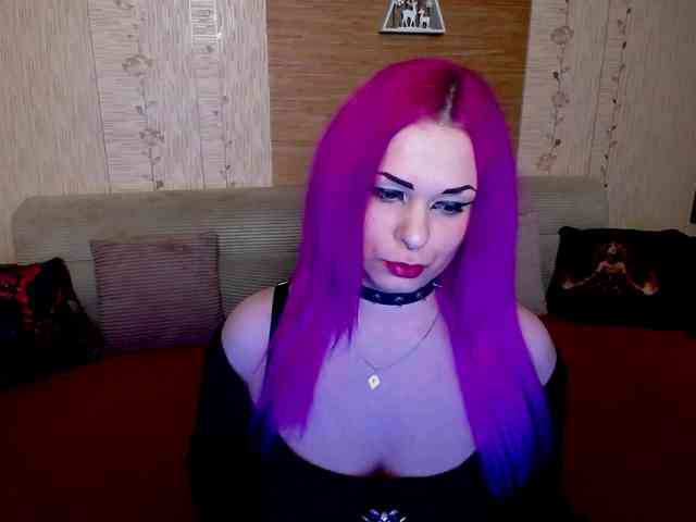 AnnessixReign webcam
