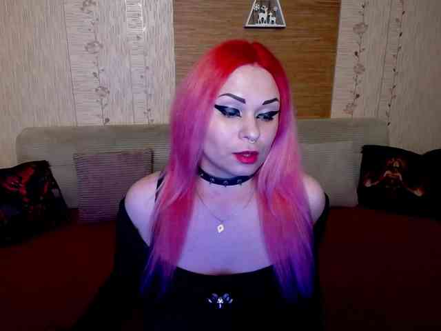 AnnessixReign webcam