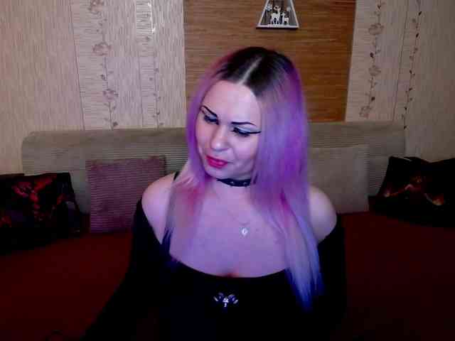 AnnessixReign webcam