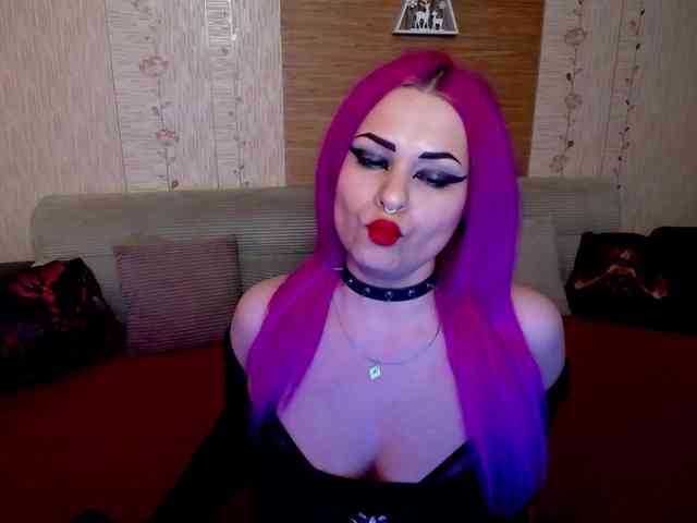 AnnessixReign webcam