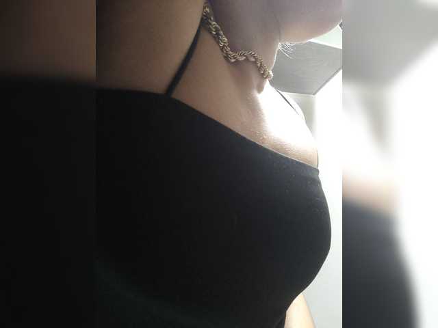 Anmazing live cam on BongaCams