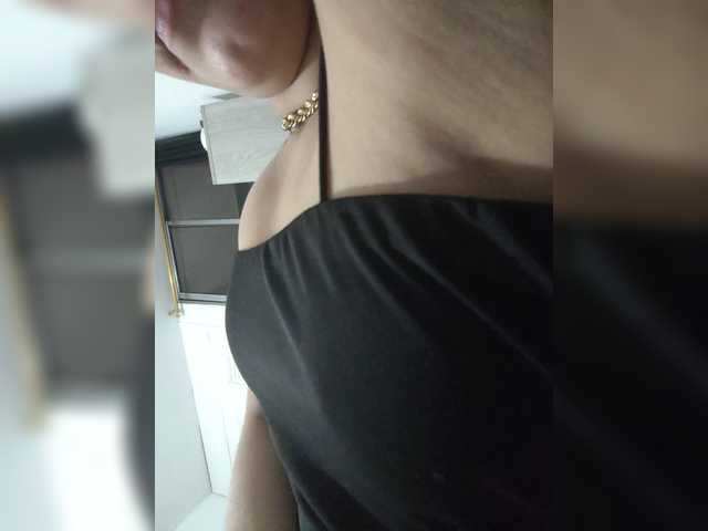 Anmazing live cam on BongaCams