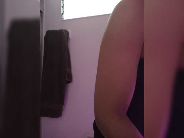 Anmazing live cam on BongaCams
