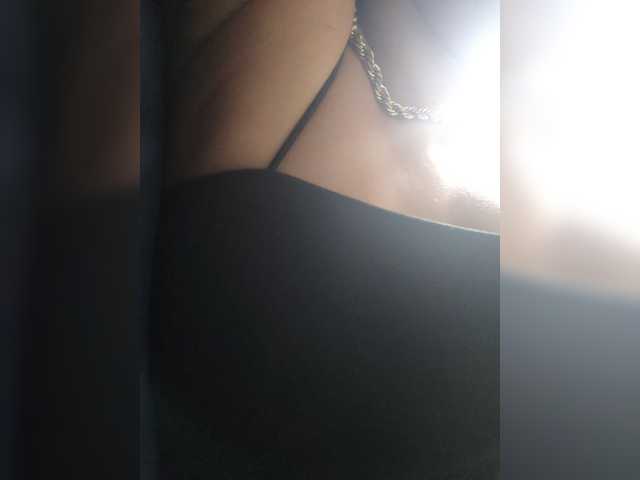 Anmazing live cam on BongaCams