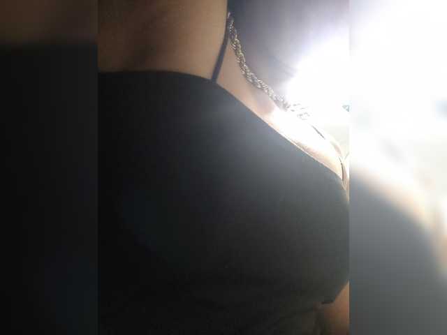 Anmazing live cam on BongaCams