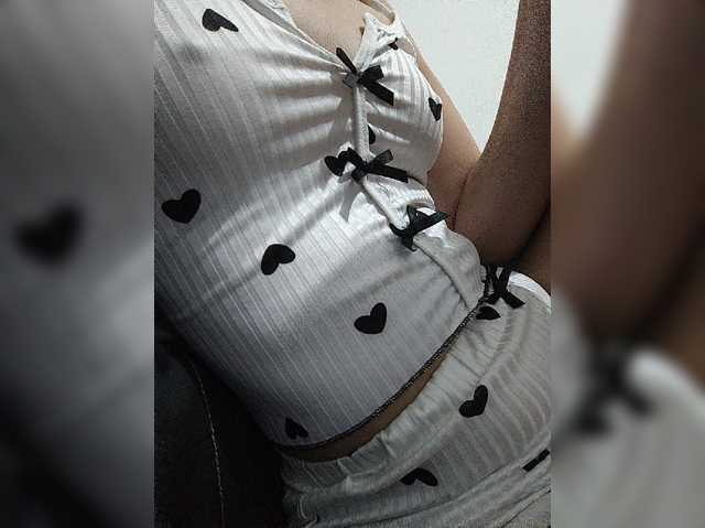 Anmazing live cam on BongaCams