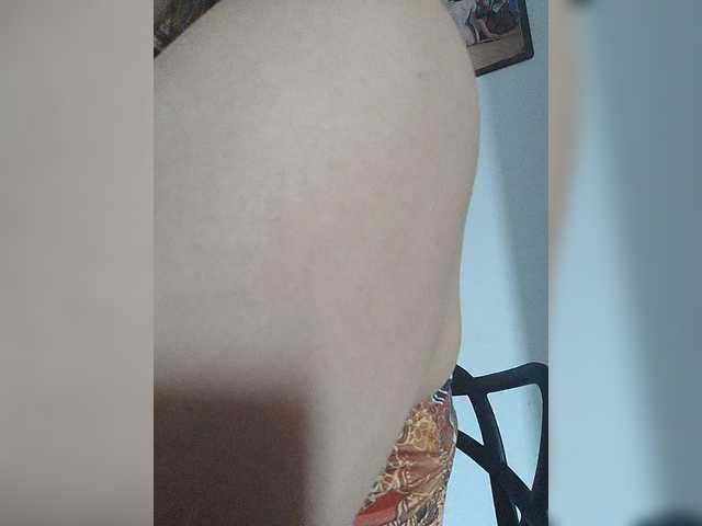 Anmazing live cam on BongaCams
