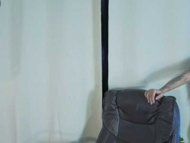 Ela-cute live webcam show