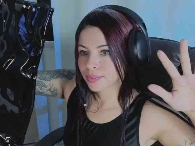 Ela-cute webcam