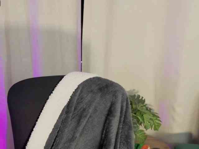 Ela-cute webcam