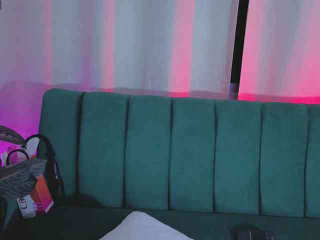 Ela-cute webcam
