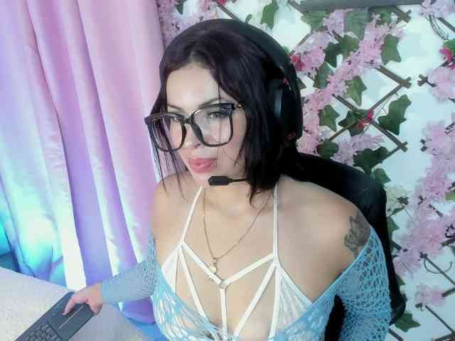 Ela-cute webcam