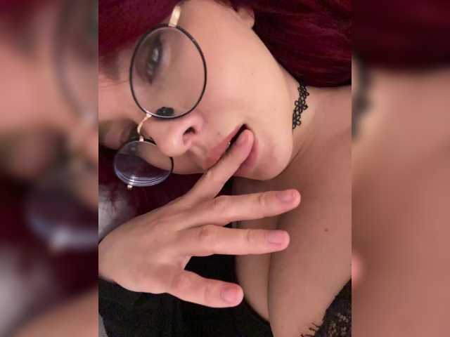 lova-mars's BongaCams show and profile