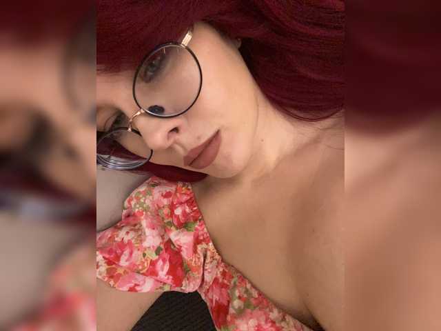 lova-mars live cam on BongaCams