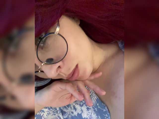lova-mars live cam on BongaCams