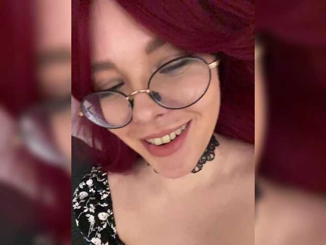 lova-mars live cam on BongaCams