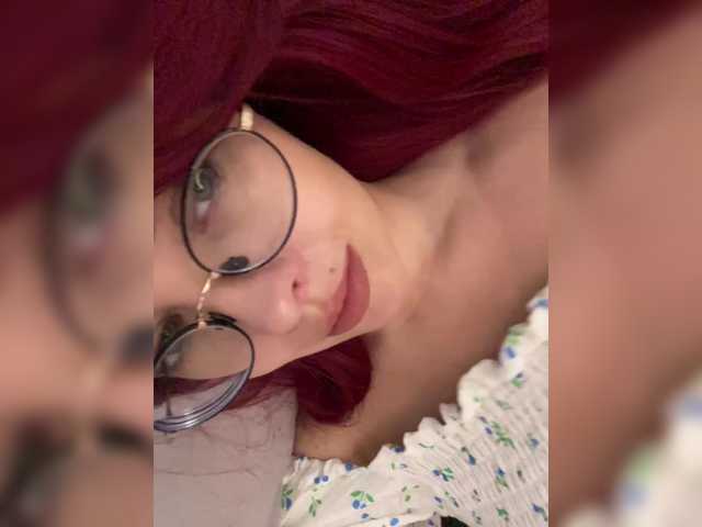 lova-mars live cam on BongaCams