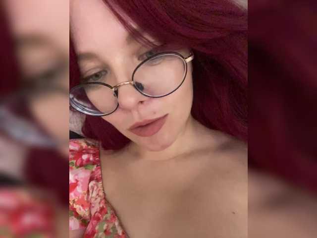 lova-mars live cam on BongaCams