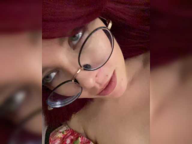 lova-mars live cam on BongaCams