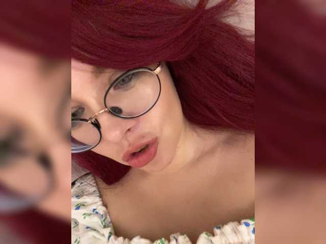 lova-mars live cam on BongaCams