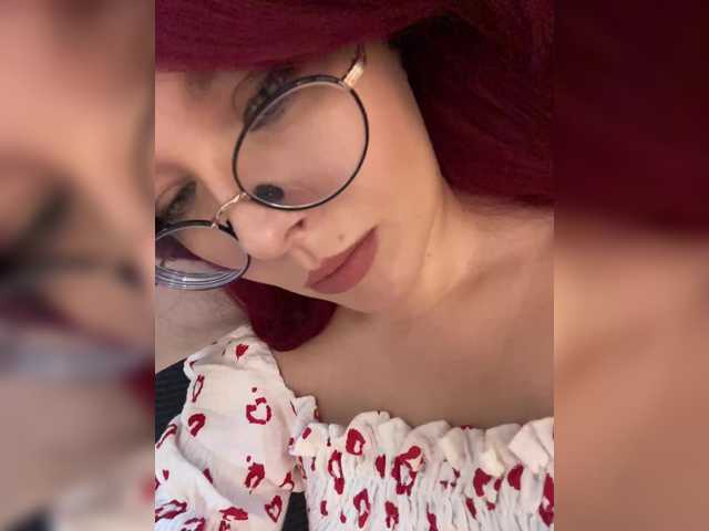 lova-mars live cam on BongaCams